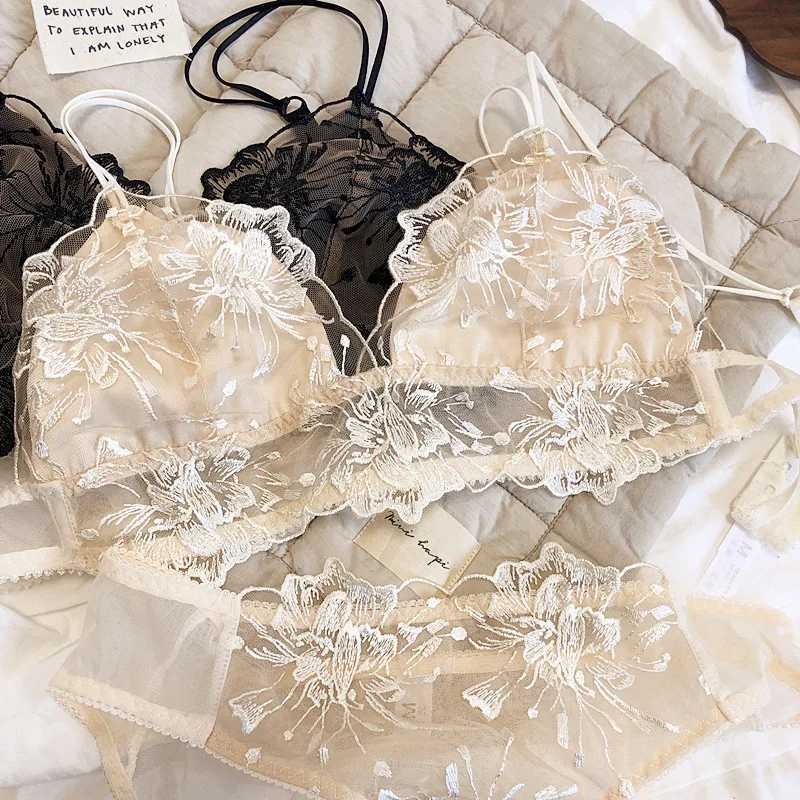 French Lace Flowers Embroidery Bra Set Sexy Ultra Thin Women Underwear New Triangle Cup Wire Free Bralette Romantic Lingerie SetXJ241212