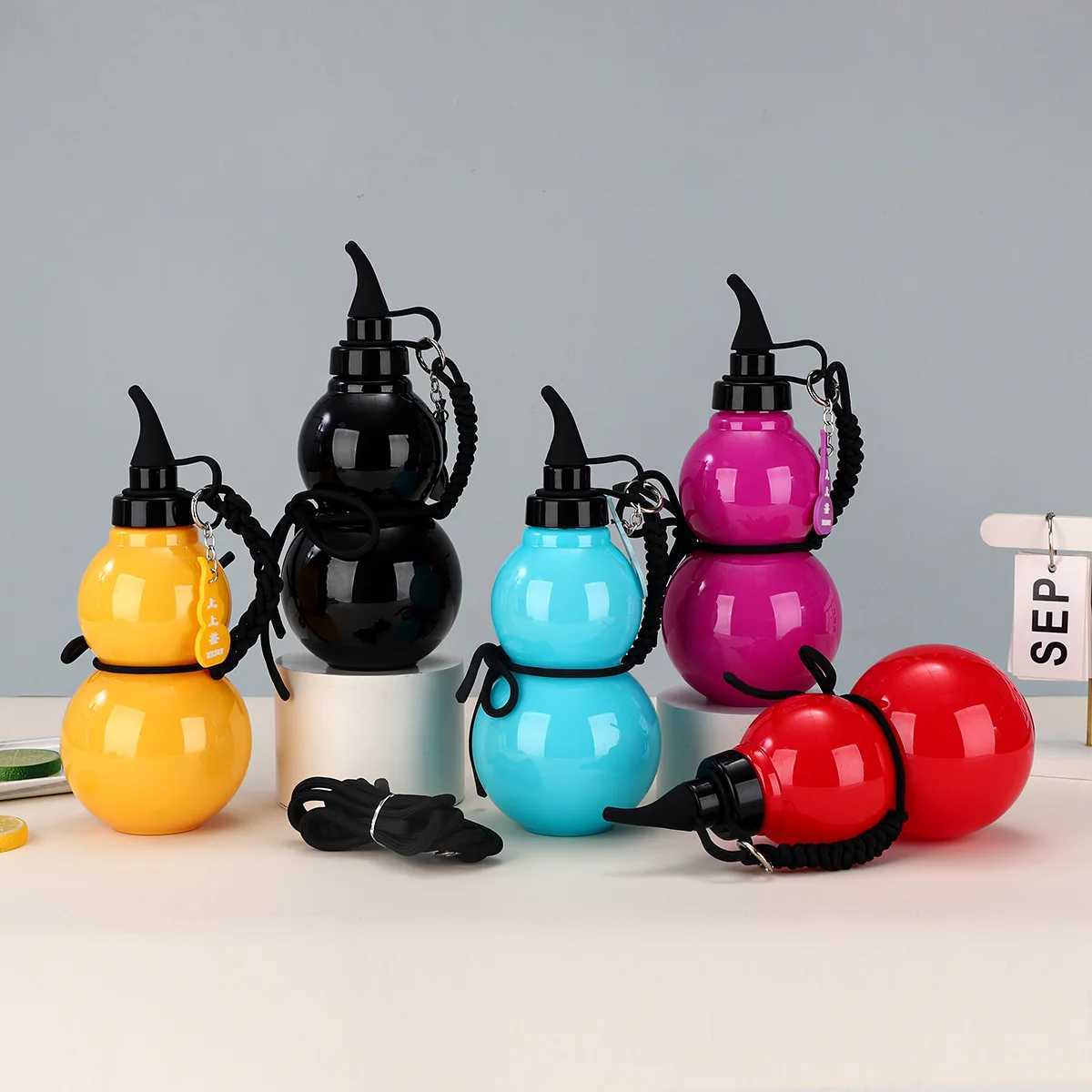 800ml Tritan plastic cup with belt single-layer new sports gout cup creative large capacity water cup Y241211