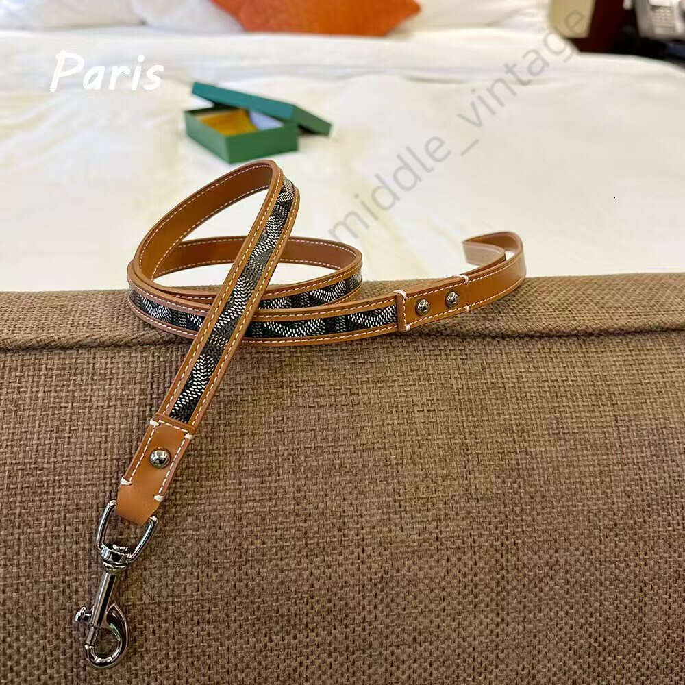 Designer Dog Bag Pet Bag Set Style Durable Adjustable Leather Collar Classic Plaid Pattern for Small Large Customize Pet Collars Dog Chain Complete se