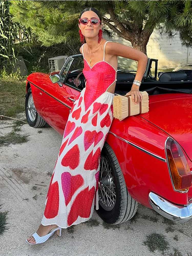 Urban Sexy Dresses Elegant Love Printed Hollow Out Sling Dress Women Sexy V Neck Slveless Backless Lady Dresses 2025 Summer Lady Party Beach Robe Y241