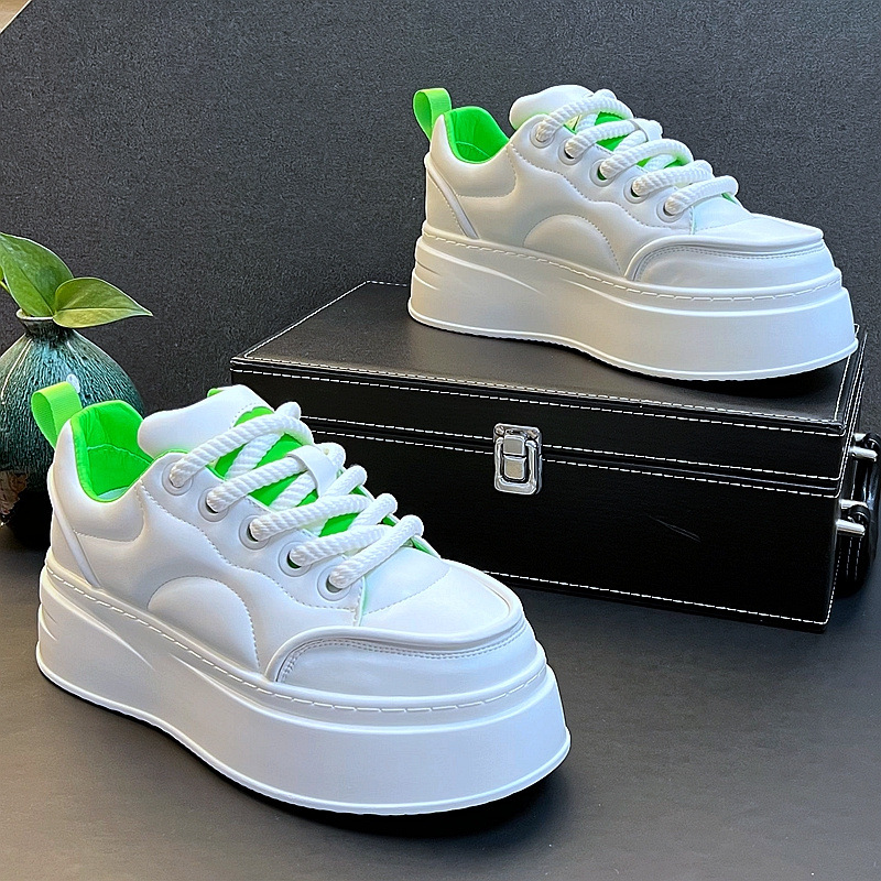 Thick soles increase small white shoes fashion men's light bread shoes fashion with ins niche trend design casual board shoes Spring Green White