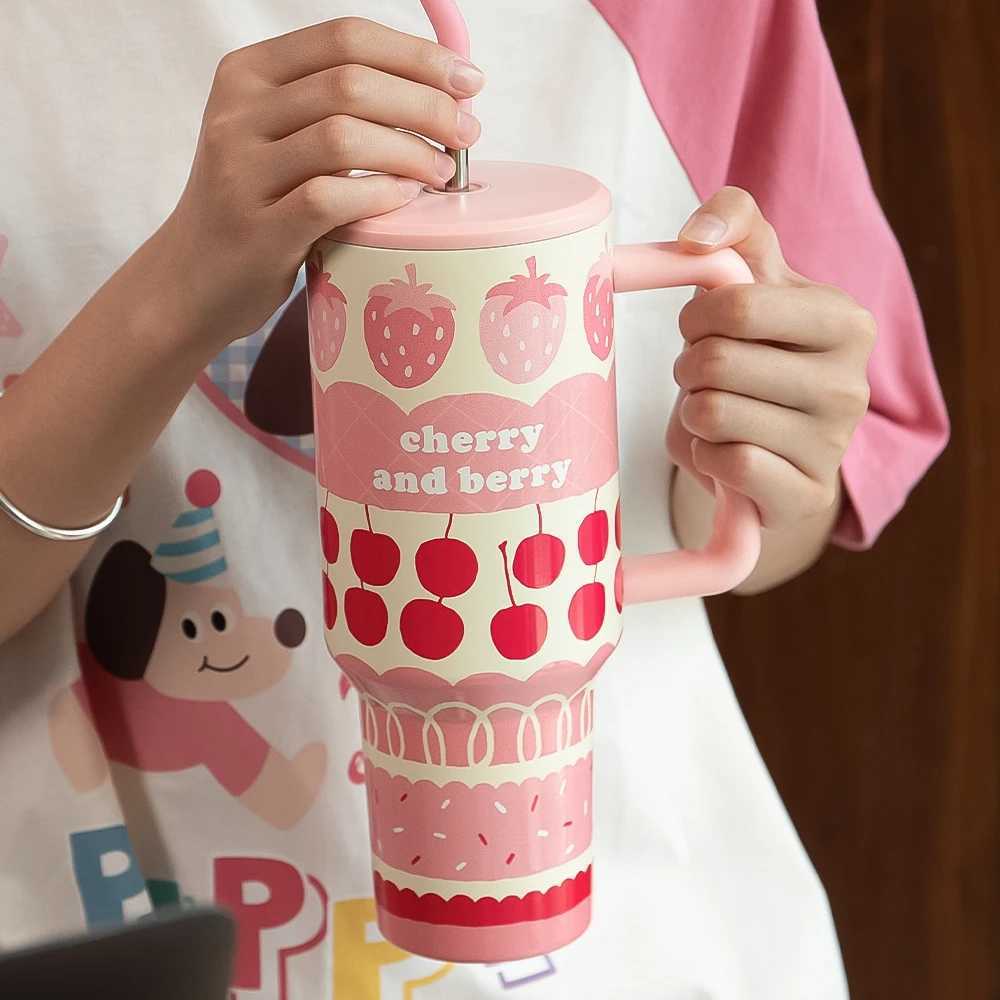 Kawaii Strawberry Water Bottle with Straw 1300ml Cute Crazy Coffee Cup Hot G Teapot Y241211