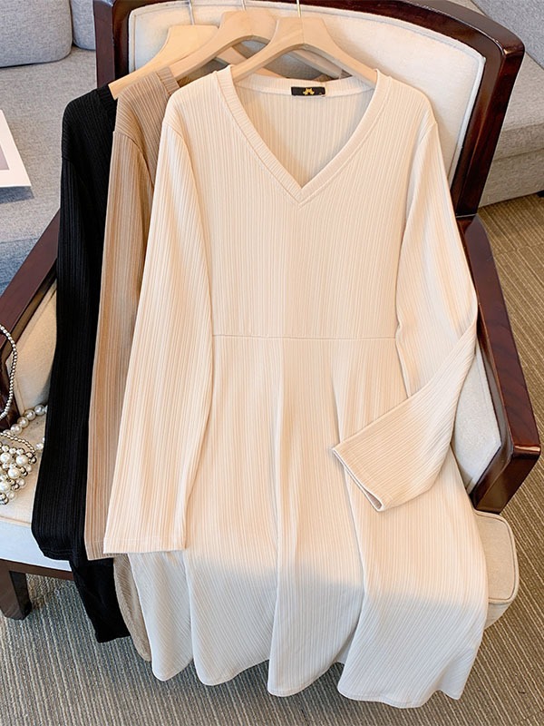 B920Extra large size women's V-neck long-sleeved dress 2024 spring and autumn new fat mm drape knitted skirt