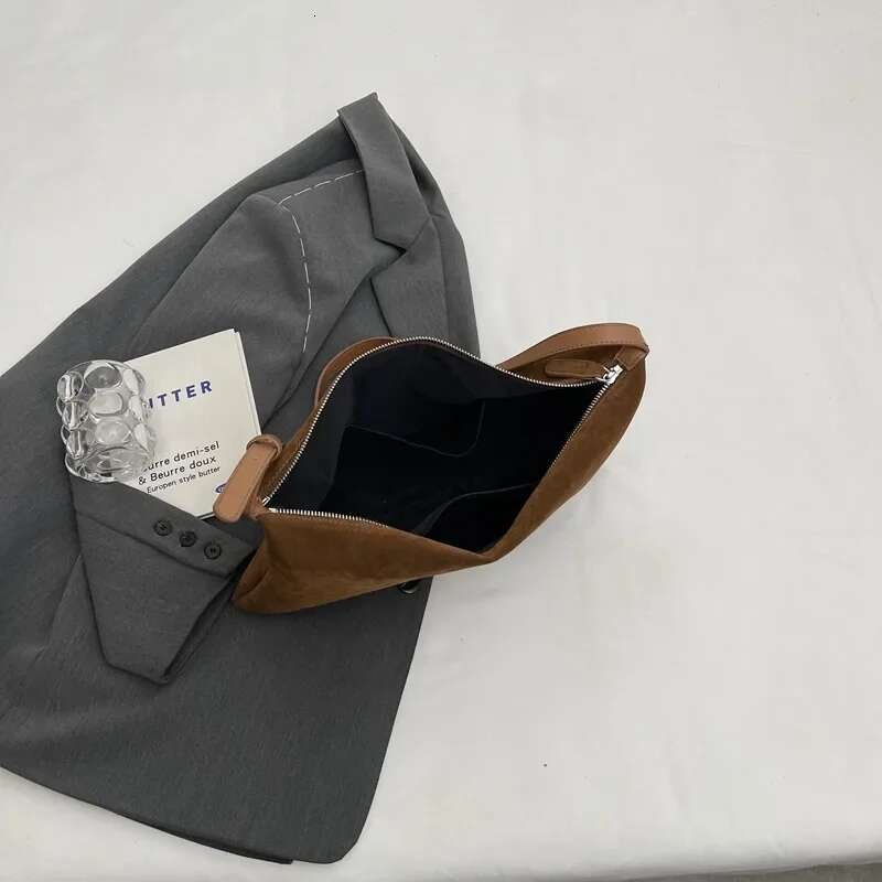 Women's Slouchy Vintage Frosted Suede New Fall/Winter Shoulder Underarm Simple Tote Large Capacity Commuter Bag