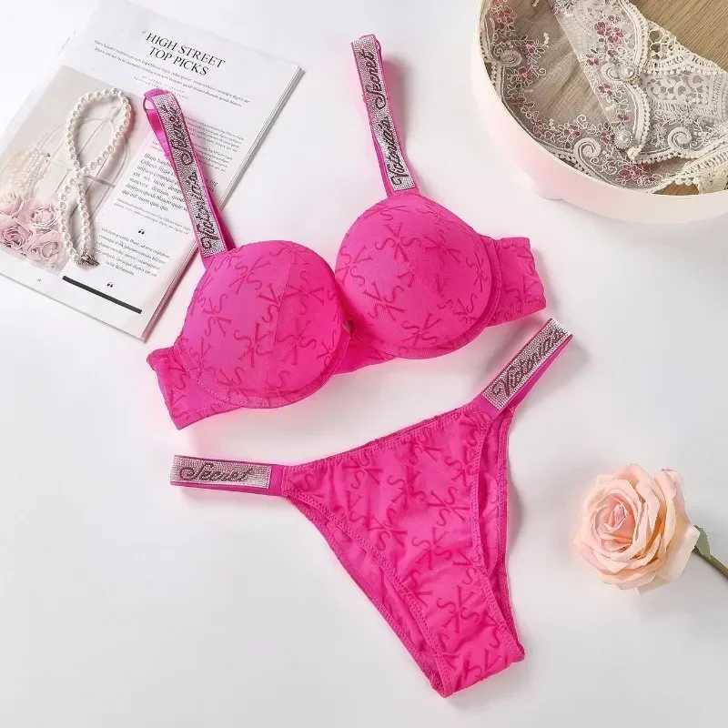 Womens New Fashion Sexy Lingerie Sporty Classic Padded Adjustable push up Lingerie Set Underwear SetXJ241212
