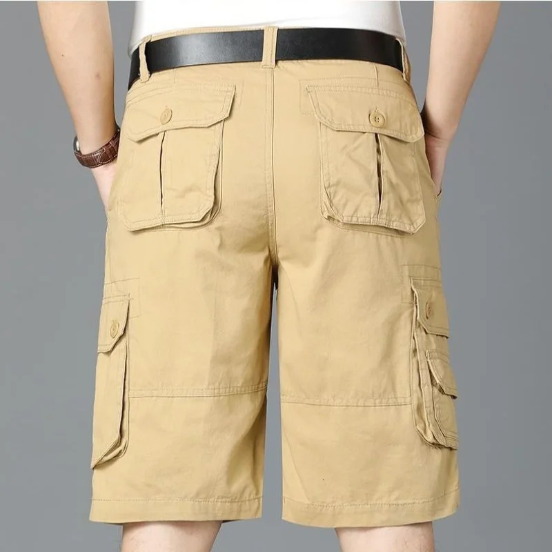 Large mens oversized cargo shorts are a must-have for summer outdoor mens streetwear fashionable solid retro casual sports shorts 44 241211