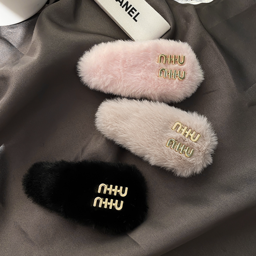 Luxury brand Barrettes designer leather and glossy bangs hair clip with youth-inspired plush or glossy hair clip