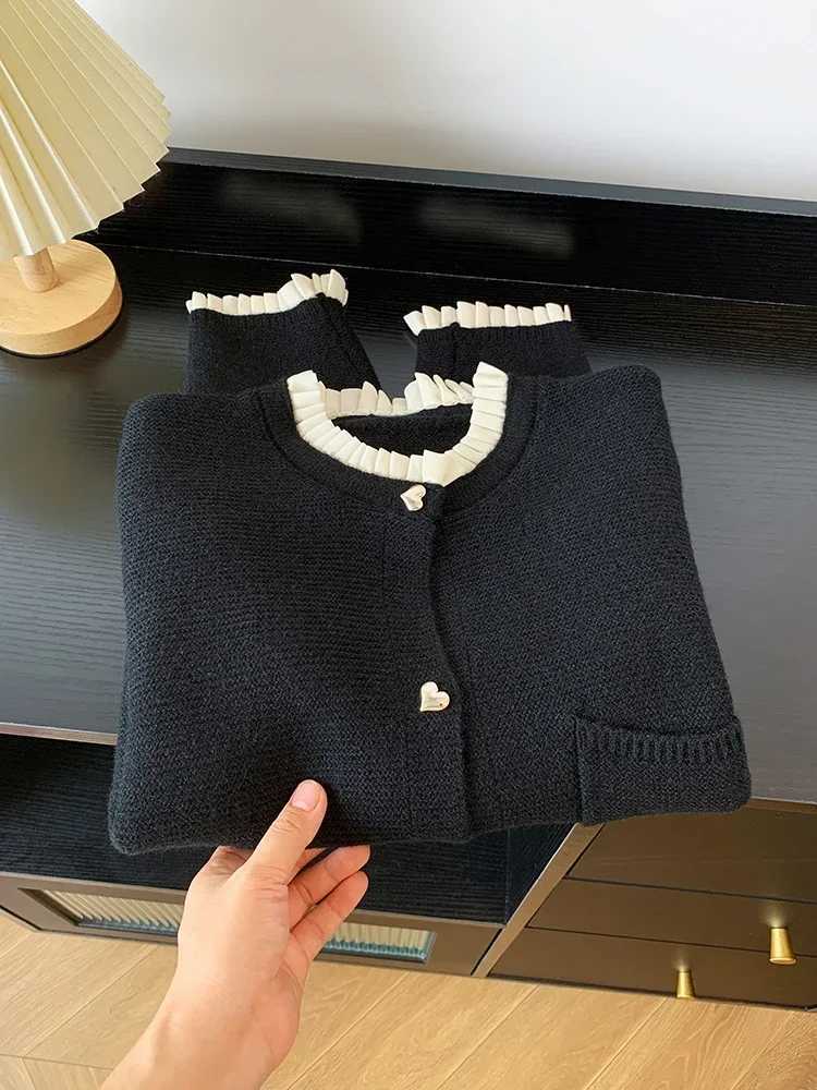 Love Button Knitted Cardigan Jacket Coat Lazy Sle Sweet Fashion Sweater Tops Womens Clothing 2024 Autumn NewXJ241212