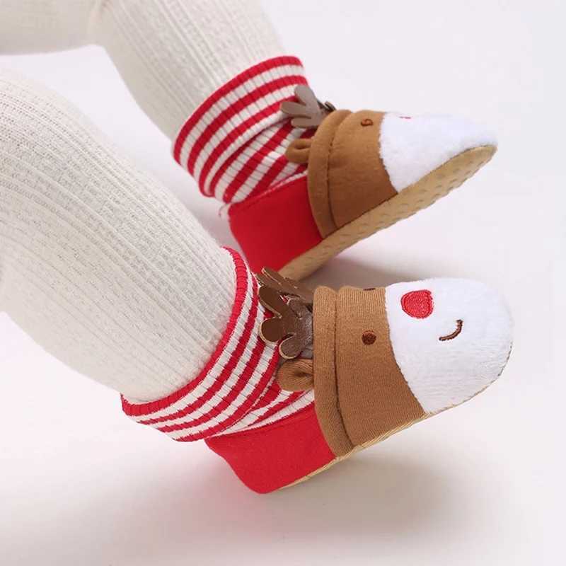 Boots Infant Newborn Booties Santa Foot Socks Baby Christmas Lovely Snowflake Design Winter Warm Slippers Anti-Slip Shoes H241212R9TT