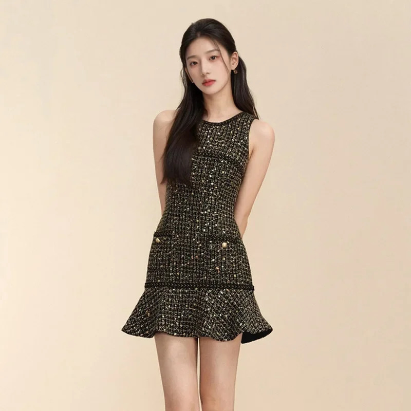 Womens Blingbling Crystal Short Tweed Jacket and Mini Skirt Dress Set Highend Clothing Sequins Early Autumn 3 Piece 241211