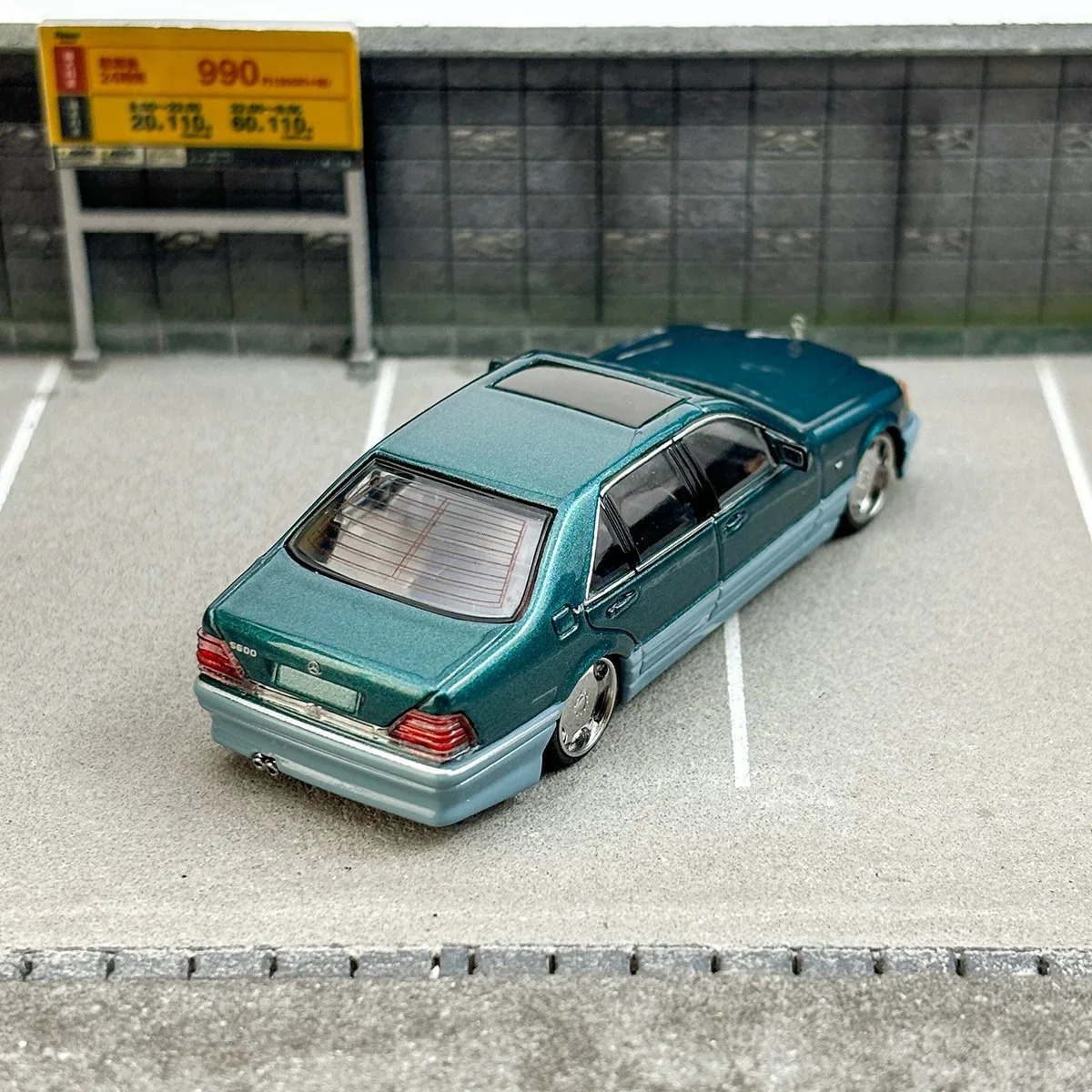 StreetWeapon 1/64 Bens S Class W140 two-color car paint alloy model 241212