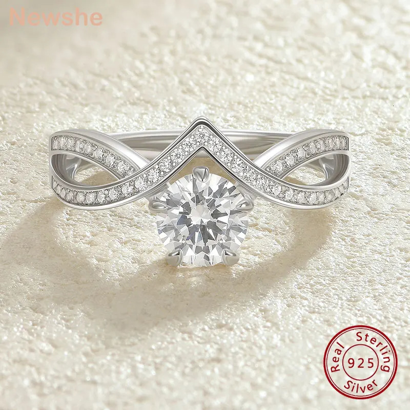 she 925 sterling silver engagement ring suitable for women Brilliant Round 10 ct A zircon jewelry wedding 241210
