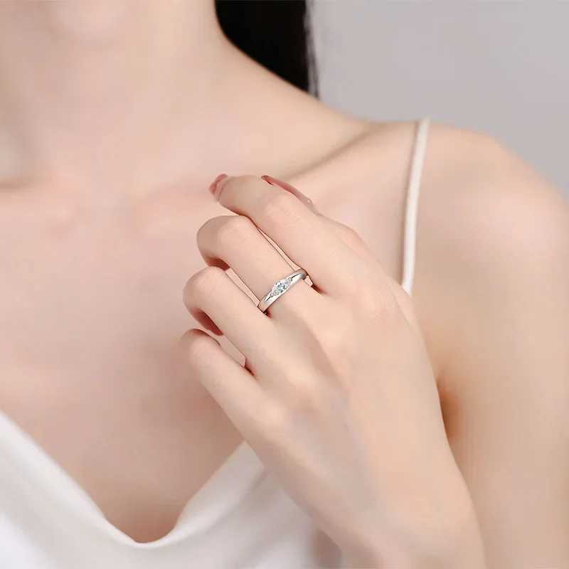 Jewellery Necklace Fine Jewellery Gold Plated Enamel Daisy Flower Choker with Cubic Zirconia Accents for Beach Wedding Anniversary Gift High Quality T