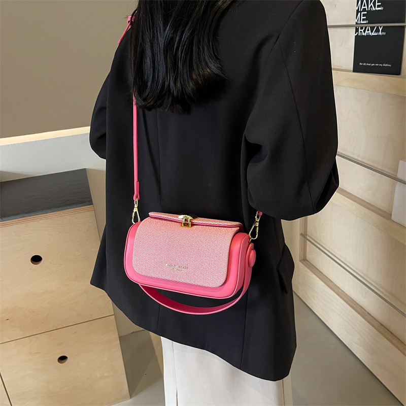 High End Women's Small Square Bag Fashion Classic PU Leather Women's Commuting Shoulder Bag Short Handle Handbag