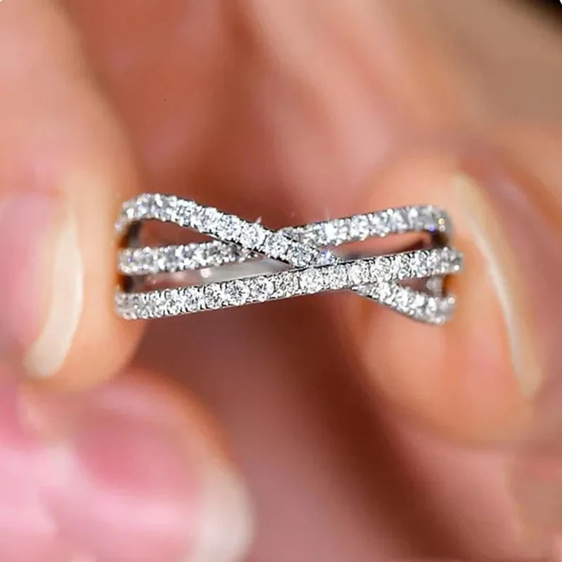 Huitan Chic Cross ring cubic zirconia silver womens accessory used for weddings engagement parties fashion jewelry 241210