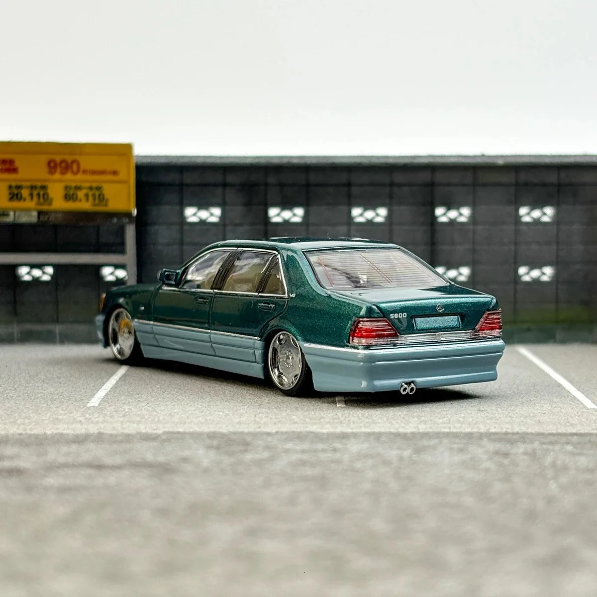 StreetWeapon 1/64 Bens S Class W140 two-color car paint alloy model 241212