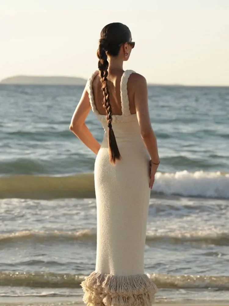 Urban Sexy Dresses 2025 Holiday Dress Elegant Lace Solid Color Dress Sexy Backless Ultra Thin Tassel Bottom Womens Dress Beach Party Tank Top Y241212N