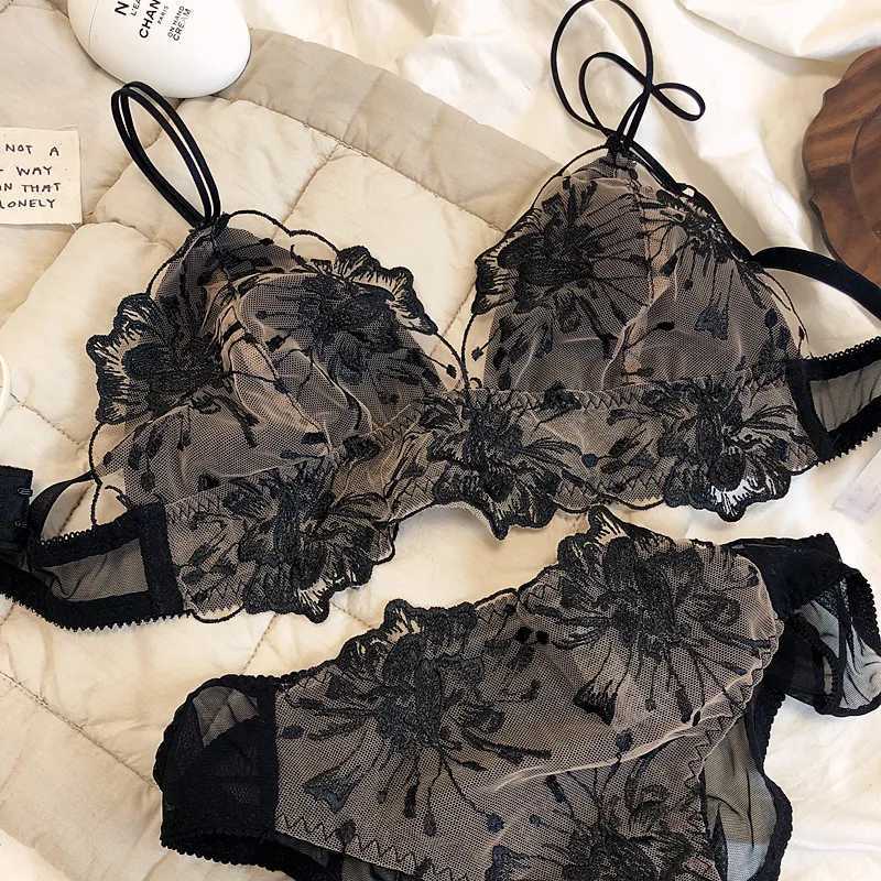 French Lace Flowers Embroidery Bra Set Sexy Ultra Thin Women Underwear New Triangle Cup Wire Free Bralette Romantic Lingerie SetXJ241212