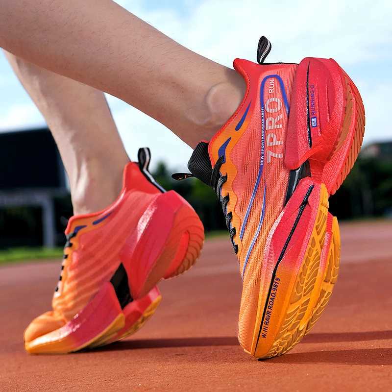Marathon Carbon Plate Sports Running Shoes Men Breathable Lightweight Women Outdoor Comfortable Nonskid Training SneakersC250304