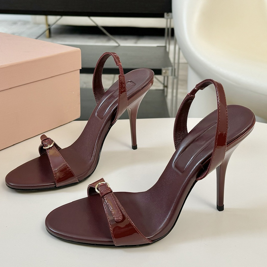 Early Spring New Kitten Heel Sandals Patent Leather Backless Fashion High Heel Sandals Luxury Designer Metal Buckle Party Evening Dress Shoes Factory Footwear