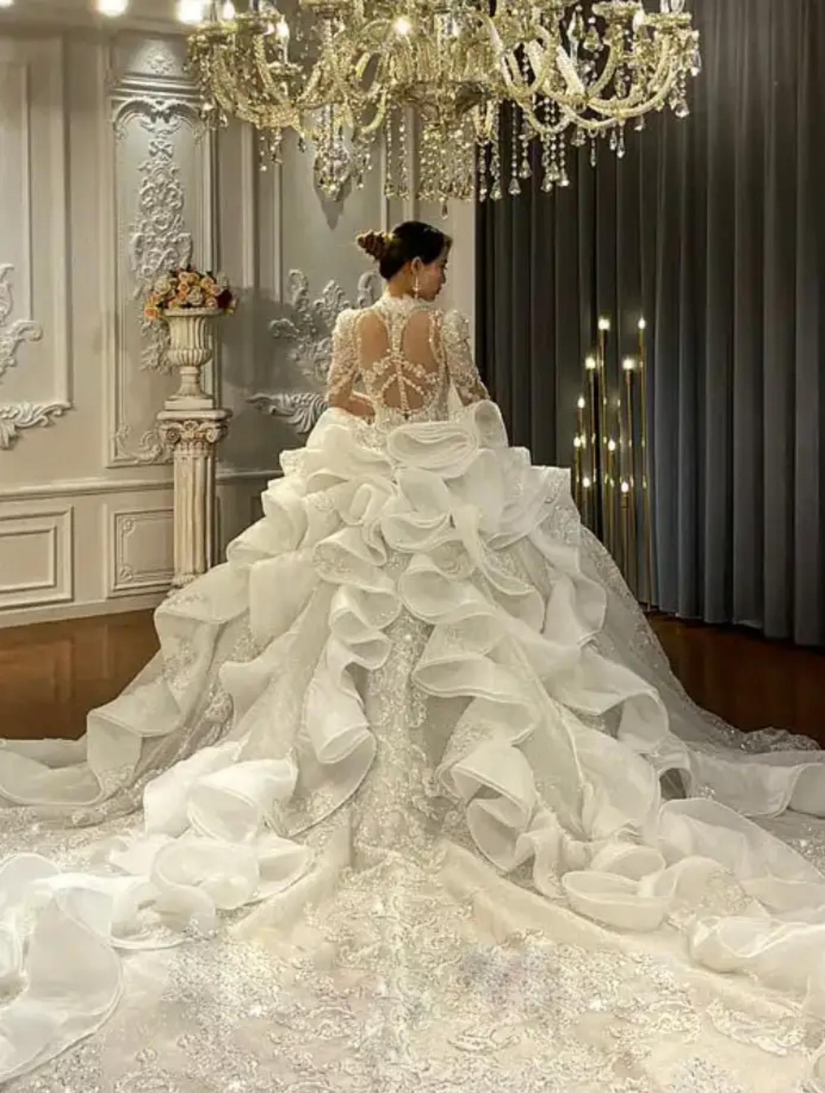 Exquisite High Collar Long Sleeve Dress Sequins Beaded Wedding Gown Court Train Bride Robe Customized Vestido De Novia