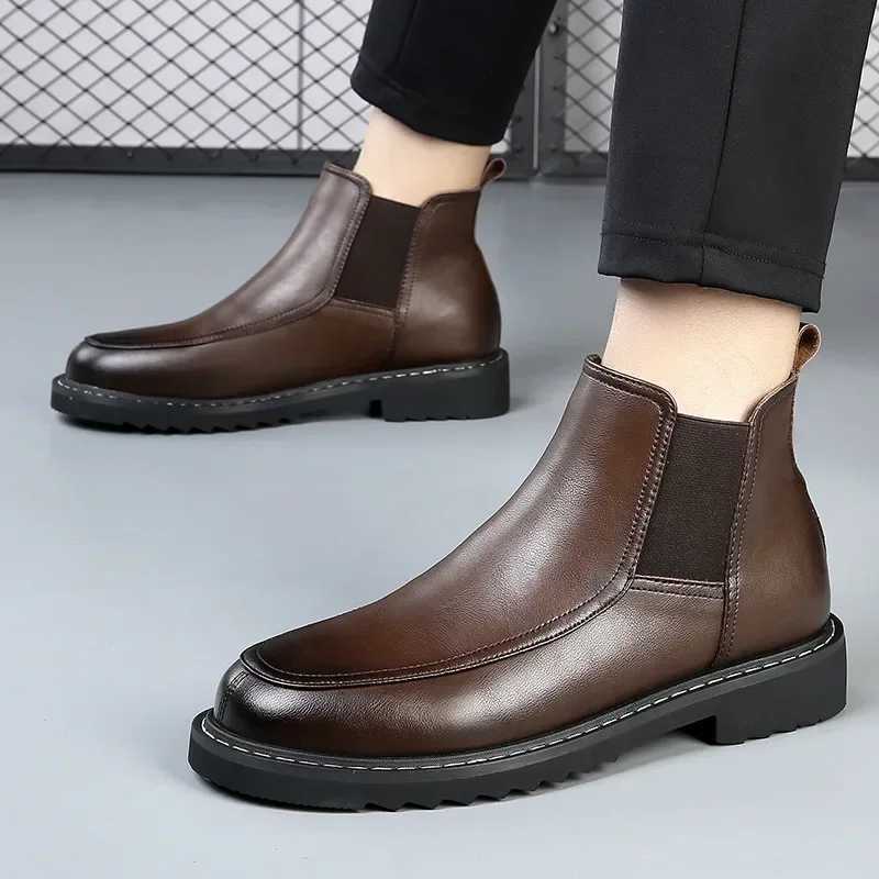 Cowhide Mens Chelsea Boots Autumn Winter Genuine Leather Boots High-quality Mens Short Boots Platform Boots Botines HombreXJ241212