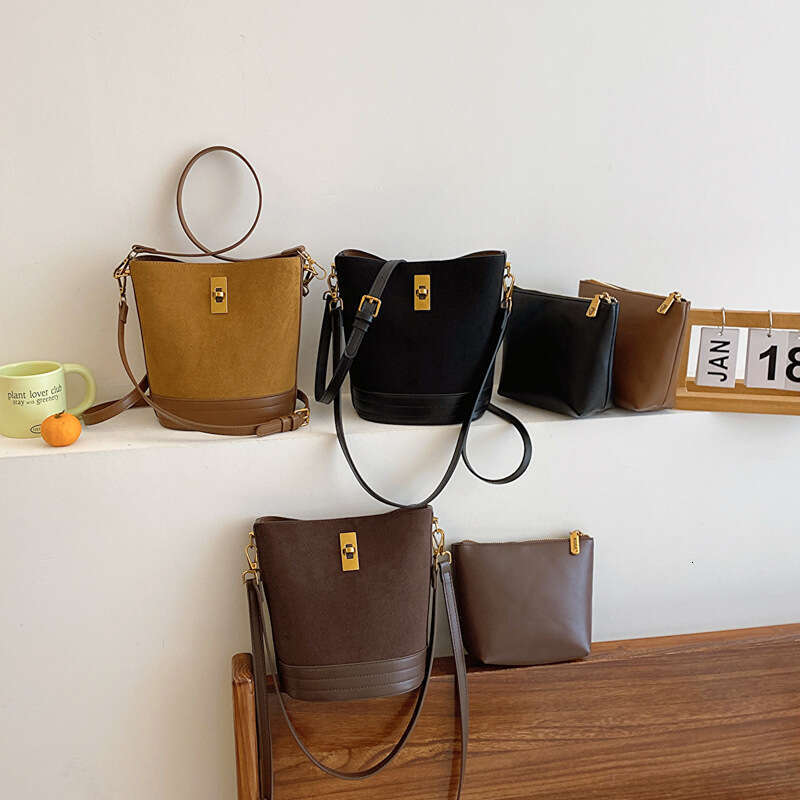 Suede Bucket Bags for Women Shoulder Purses Tote Bag and Handbags Cross Body Designer Shoulder Bag Bucket Bag Ladies with Adjustable Strap