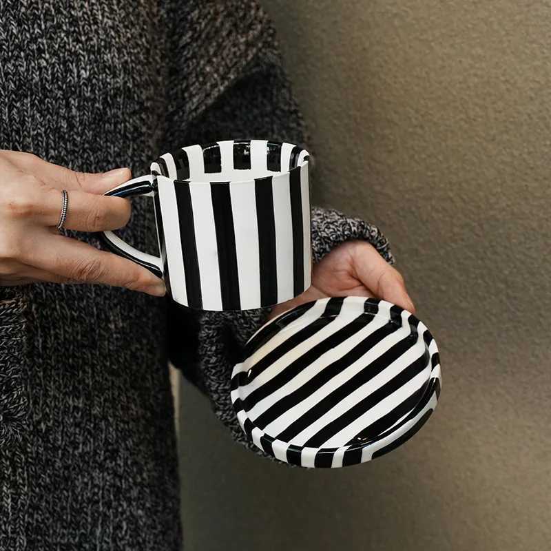 Ceramic coffee cup and sauce set hand-painted striped retro water cup breakfast cup afternoon tea cup and sauce Y241211
