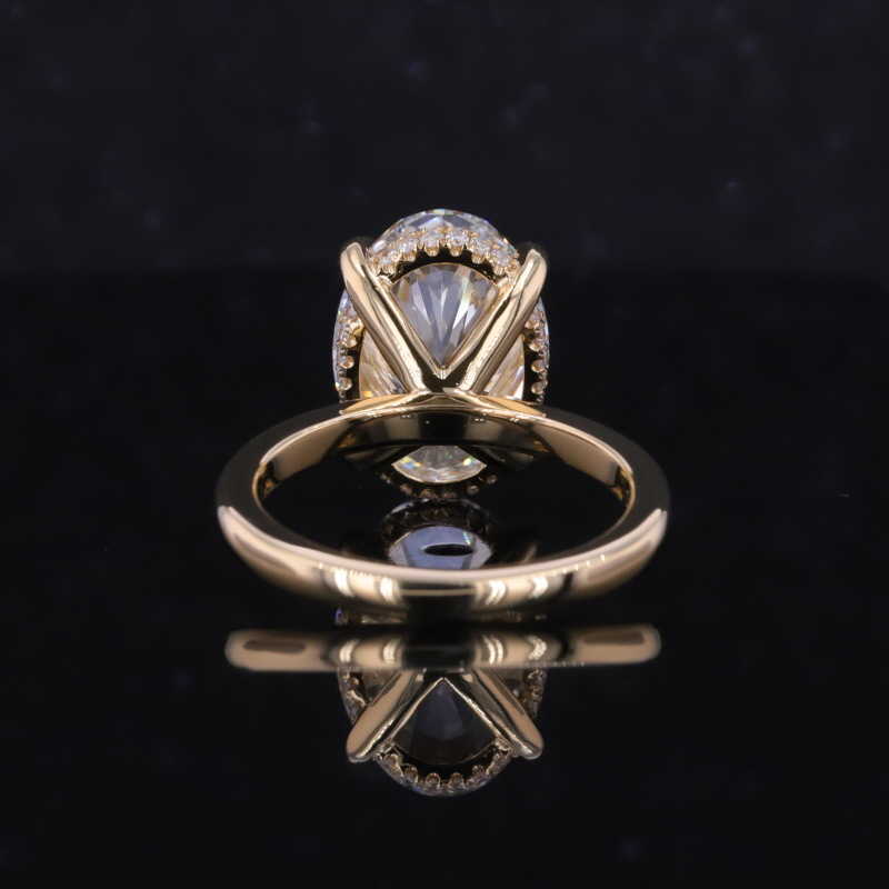 Starsgem 5 Carats Fancy Shape IGI Oval Lab Grown Diamond 18K Solid Gold Solitaire Engagement Ring With Hidden Halo