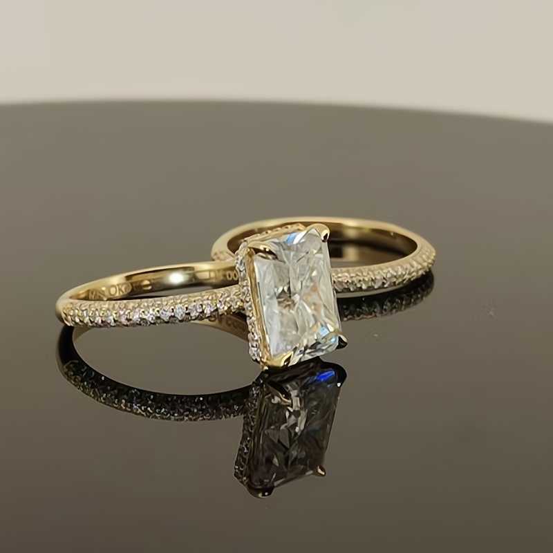 Hot Selling 925 Sterling Silver Gold Plated Moissanite Engagement Wedding Set Rings 4CT Radiant Moissanite Ring