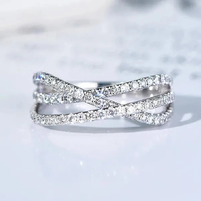 Huitan Chic Cross ring cubic zirconia silver womens accessory used for weddings engagement parties fashion jewelry 241210