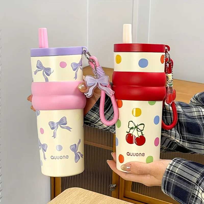 1Pc girl cute polka dot hot cup closed 620ml coffee cup with handle and straw easy to use when going out Y241211