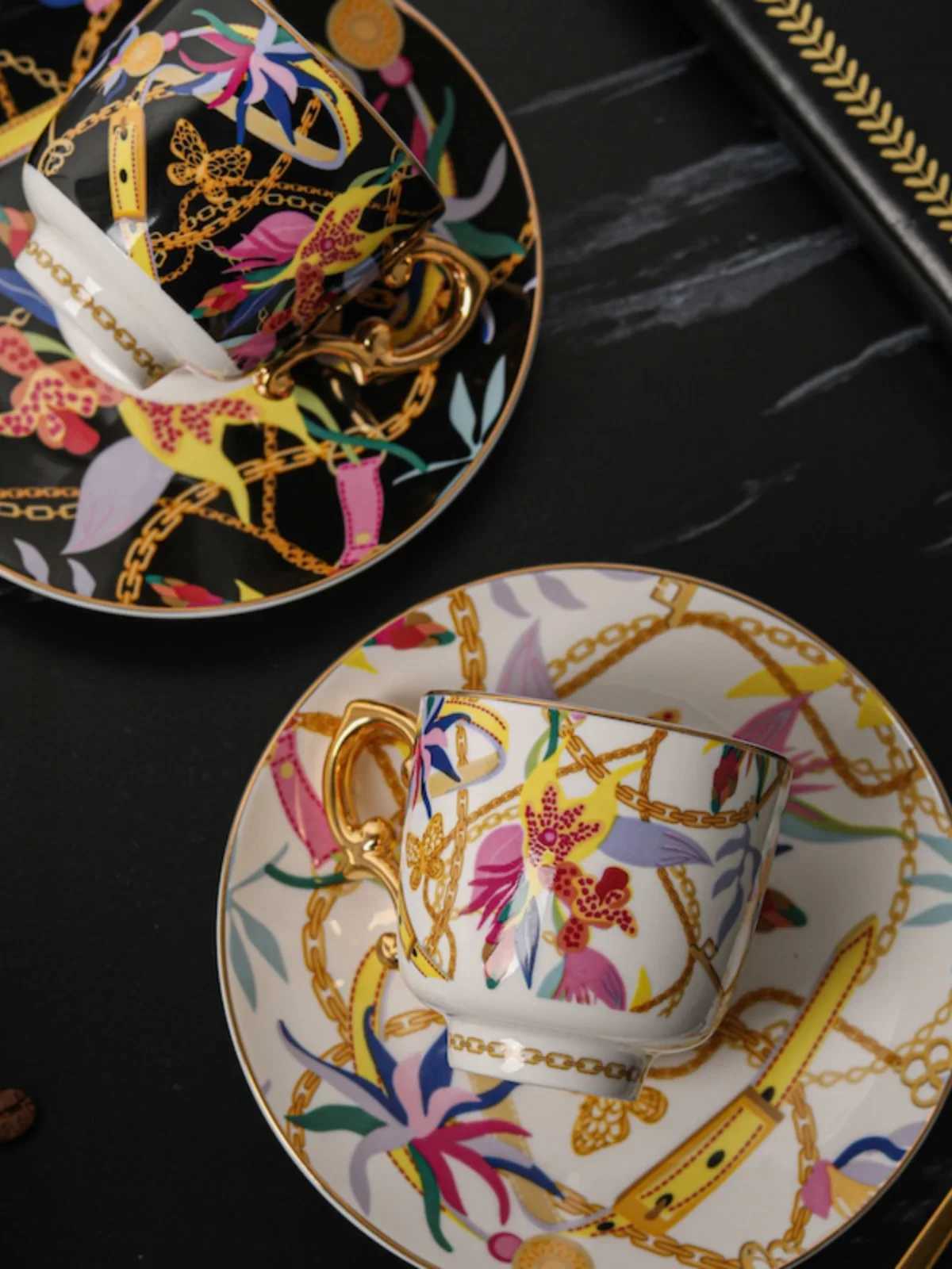 Erica Beyer Gilt Dance European Bone Lamp Luxury Coffee Cup and Sauce Set Family Afternoon Tea Cup Water Y241211