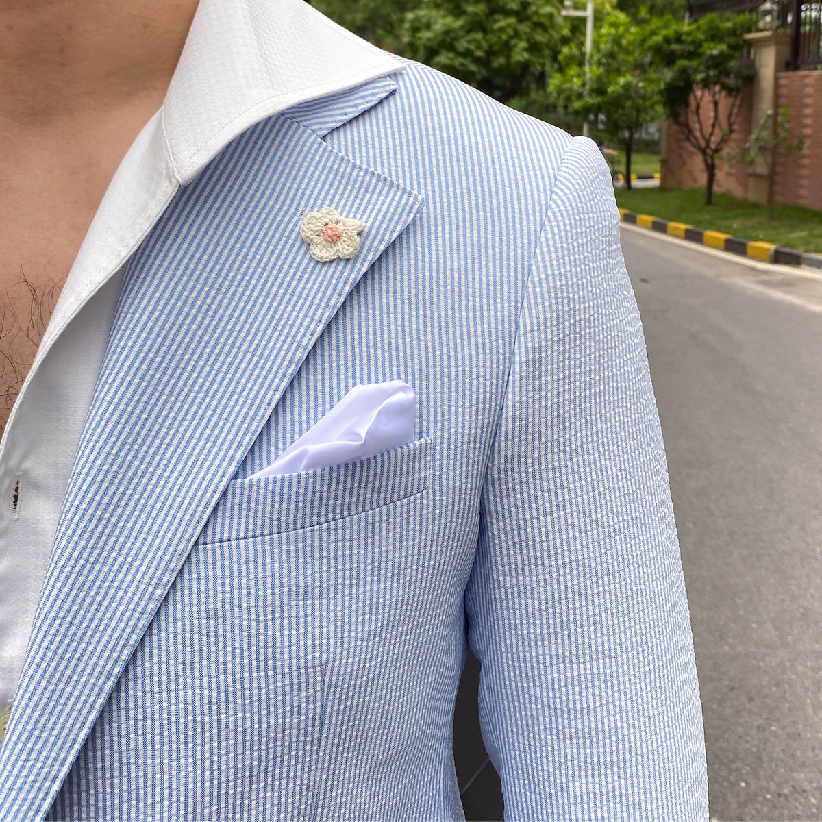 Handsome New Fashion Wedding Tuxedos Men Suits 2-Pieces Notched Lapel Jacket Two Button Customized Pockets Bridegroom Coat Pants Occasions