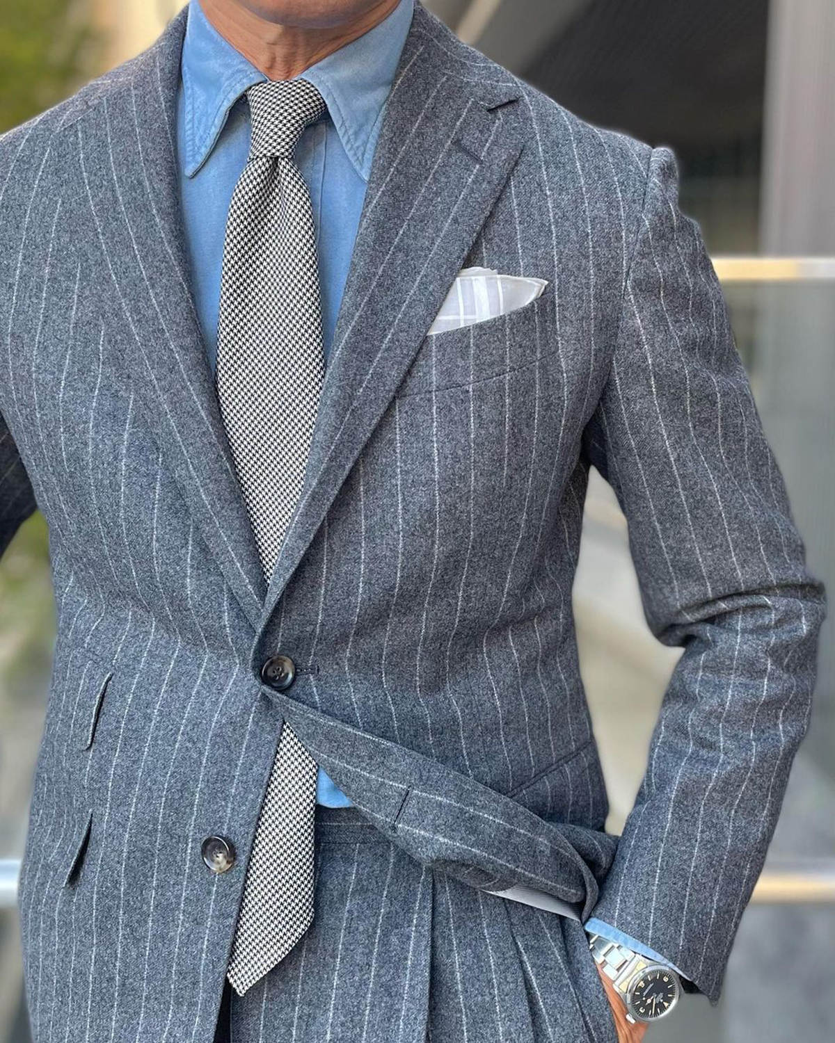 Attractive New Fashion Wedding Tuxedos Men Suits 2-Pieces Notched Lapel Jacket Two Button Customized Pinstripe Pockets Bridegroom Coat Pants Occasions