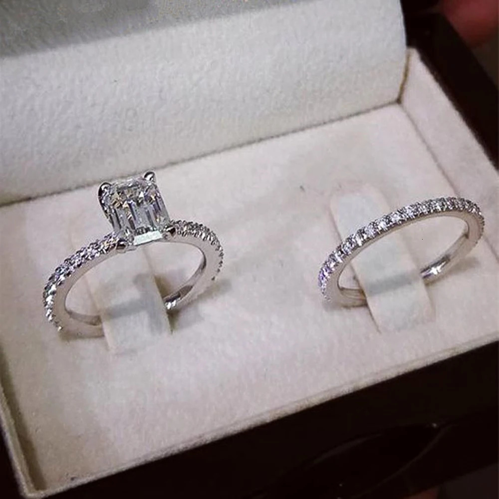 Huitan Selling Simple and Elegant RoundSquare CZ Ring for Women Silver Engagement Wedding Party Fashion Jewelry 241210