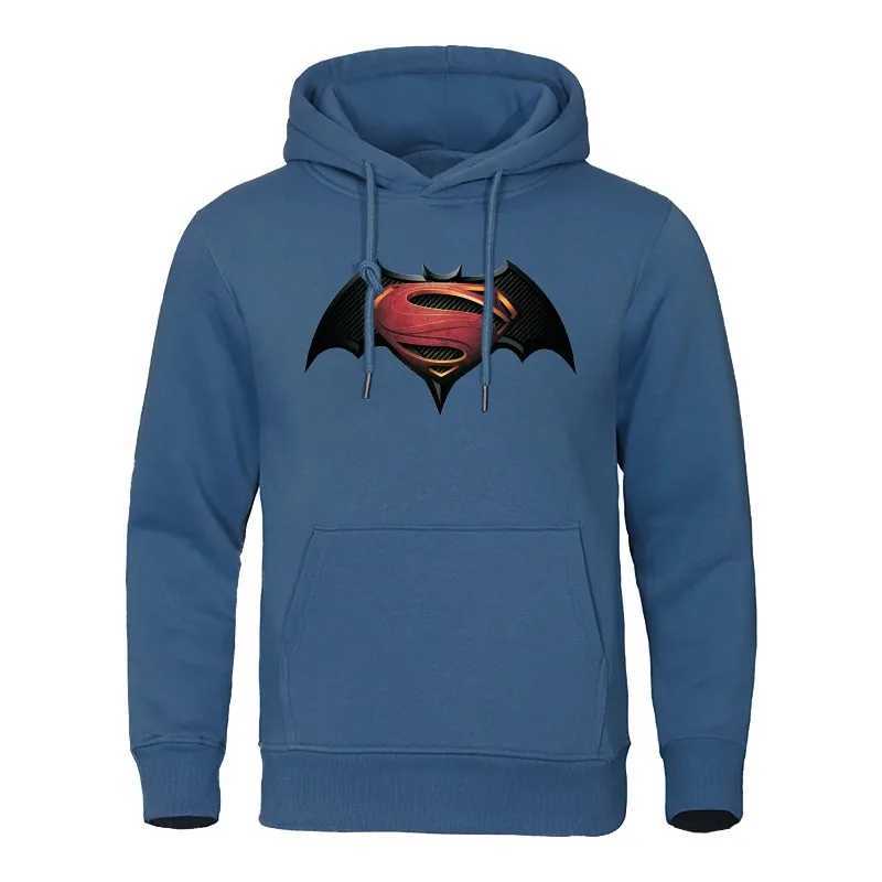 Bat pattern printed hoodie mens casual and comfortable hoodie loose wool hip-hop clothing fashionable win street clothing mens style W241213