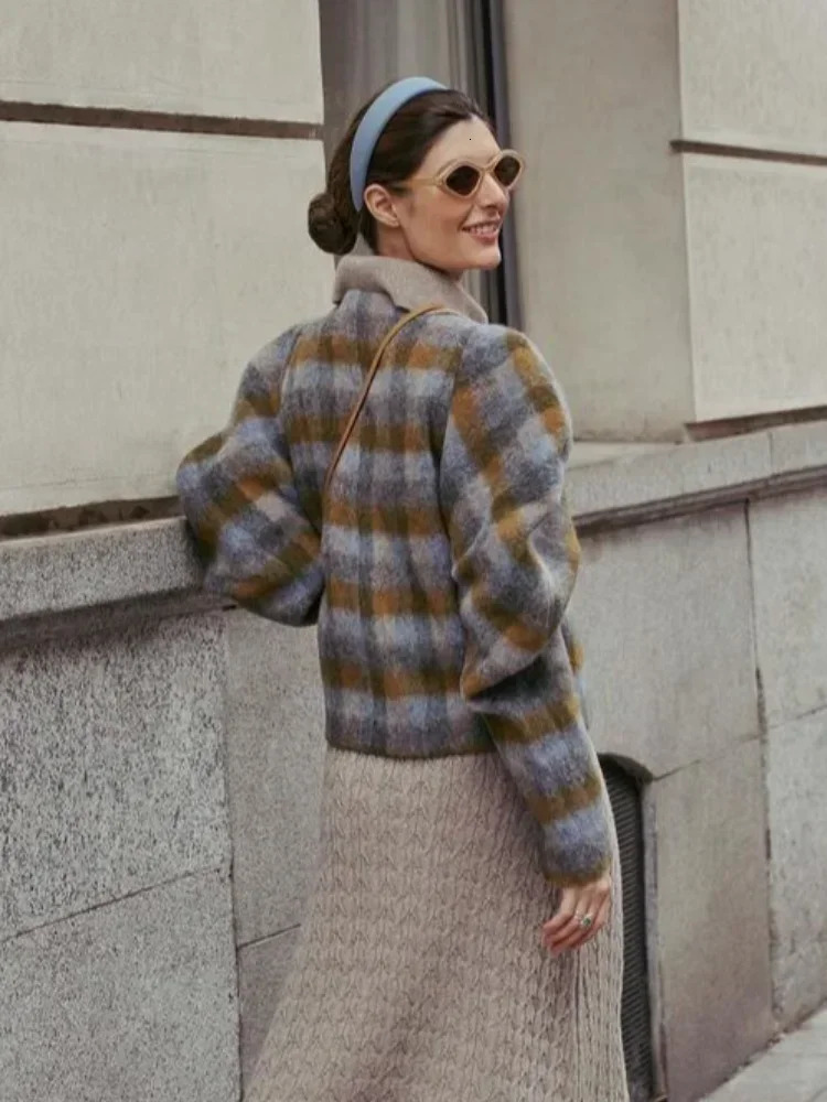 Chic Plaid Round Neck Woolen Blends Puff Sleeve Coat Women Vintage Doublebreasted Jackets Autumn Winter Female Coats 241213