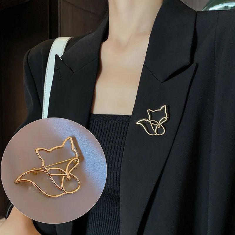 2024 Fashion Elegant Creative Hollow Reflective Plush Cute Clothing Accessories Battery Wholesale 241210