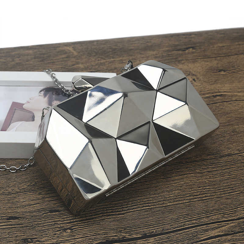 Clutch Bag Korean New Handheld Womens Bag Diamond Iron Box Dinner Bag Irregular Chain Handheld Bag Metal Dinner Bag Women Tote Bag 240920