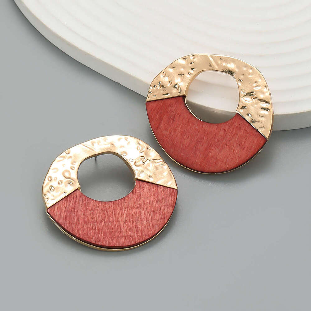 Summer New Alloy Earrings and Accessories for Women Metal Wood Splicing Irregular Round Exaggerated Jewelry