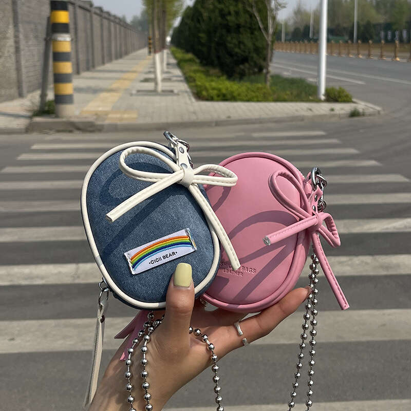 Mini bags for women summer niche spicy girl style chain crossbody headphones key holder red envelope 2024 new casual versatile fashion clothing