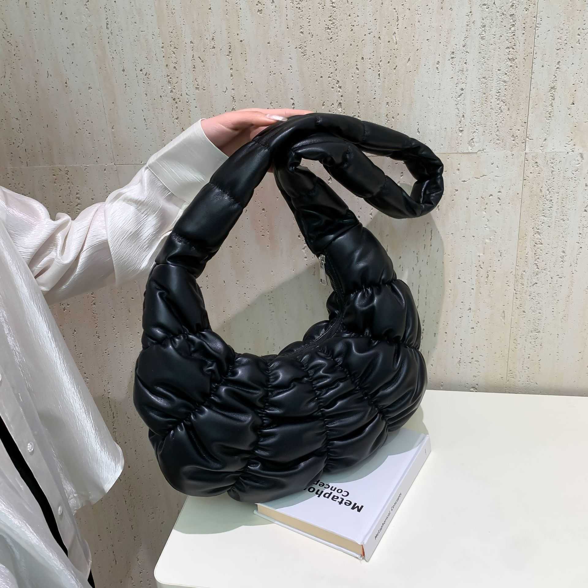 Kesong Bag new crossbody bag cow horn bag folded large capacity cloud bag shoulder bag dumpling bag half moon bag