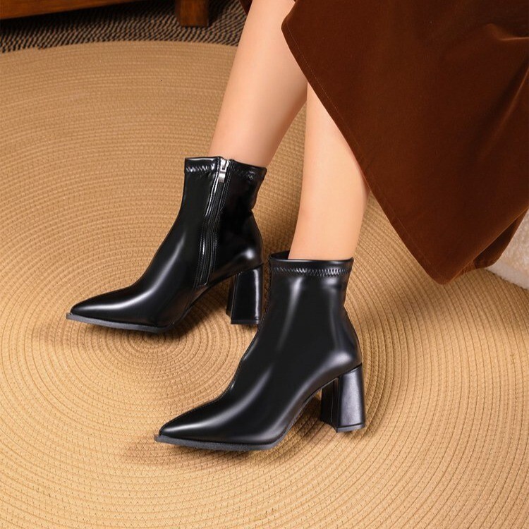 Large Martin boots autumn and winter new women's boots European and American style pointed side zipper short boots women's thick heel mid he