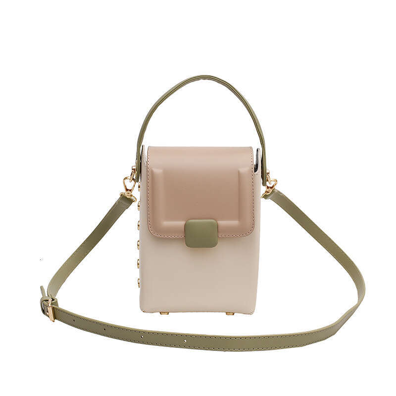 Niche Rivet Contrasting Bag For Women's Spring, New Korean Version, Hand-Held Small Square Vertical Style, Western-Style Single Shoulder Crossbod