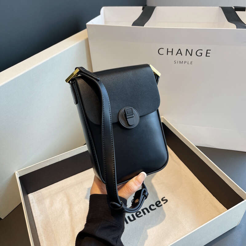 Fashionable Vertical Mobile Phone Small Square Women's New Trendy Korean Version, Simple And Stylish, High-End Sense, Single Shoulder Crossbody B