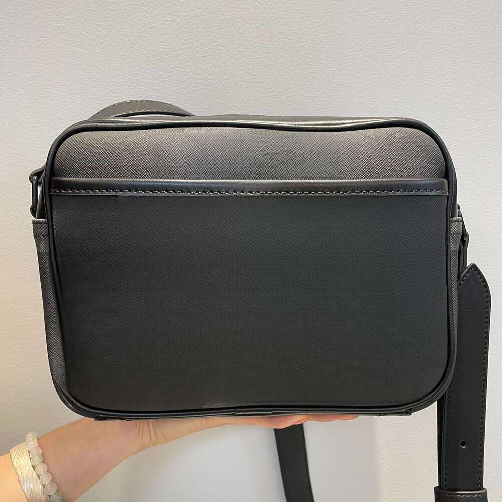 TOP Handbags Men Leather TRIO Messenger Bags Shoulder Make up Bag Designer Handbag Tote Man's bag AAA