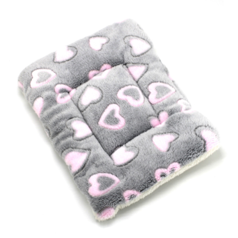 Durable Coral Suede Pet Cage Mat - One Piece Foster Fruit Mats for Dogs & Cats