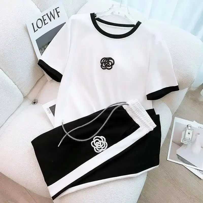 Women's Two Piece Pants Womens Short Slved Sports suit Small Fragrant Style T-shirt Crop Tops And Pants 2 Two Piece Set Summer New Clothing For W