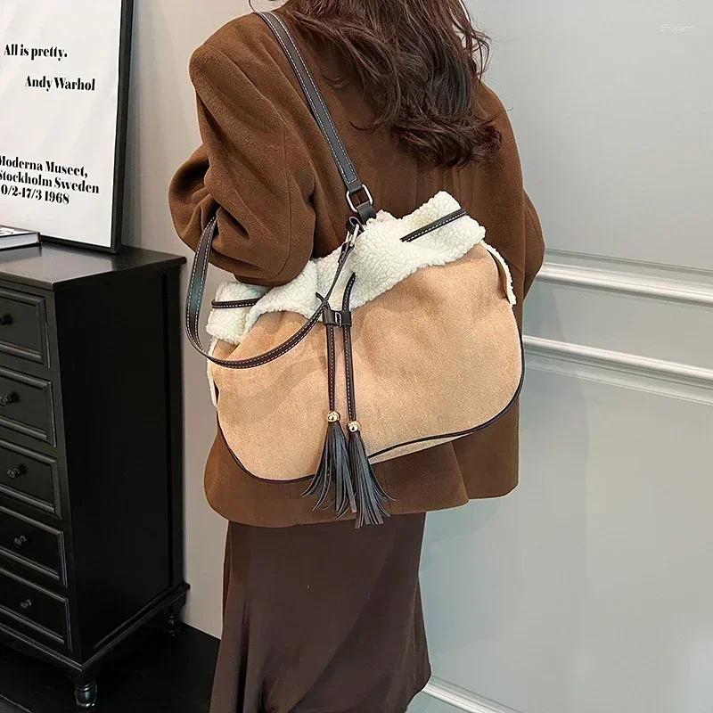 Totes Fashion Casual Faux Suede Shoulder Bags Tassel String Unique Design Winter Sense Of Handbags For Women 2025 Super Cool zhanyishengli